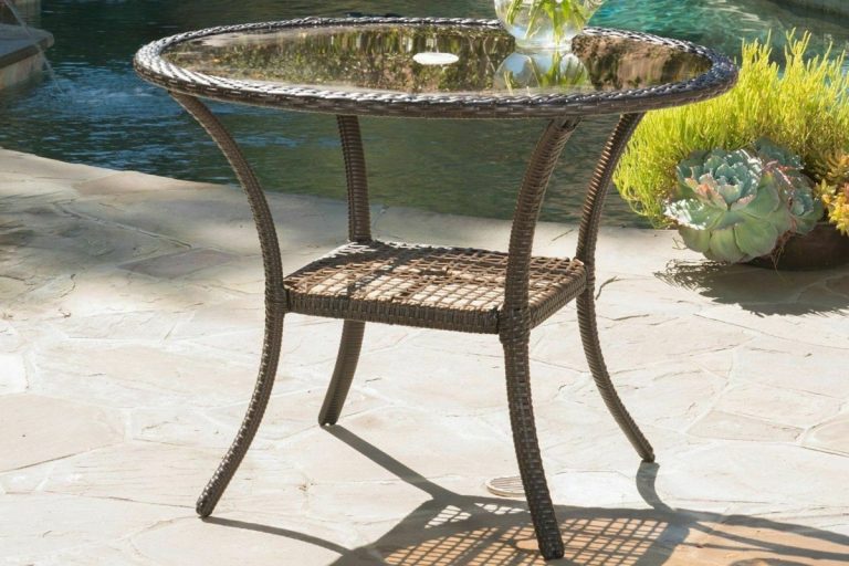 Selander Multibrown Wicker Glass Table