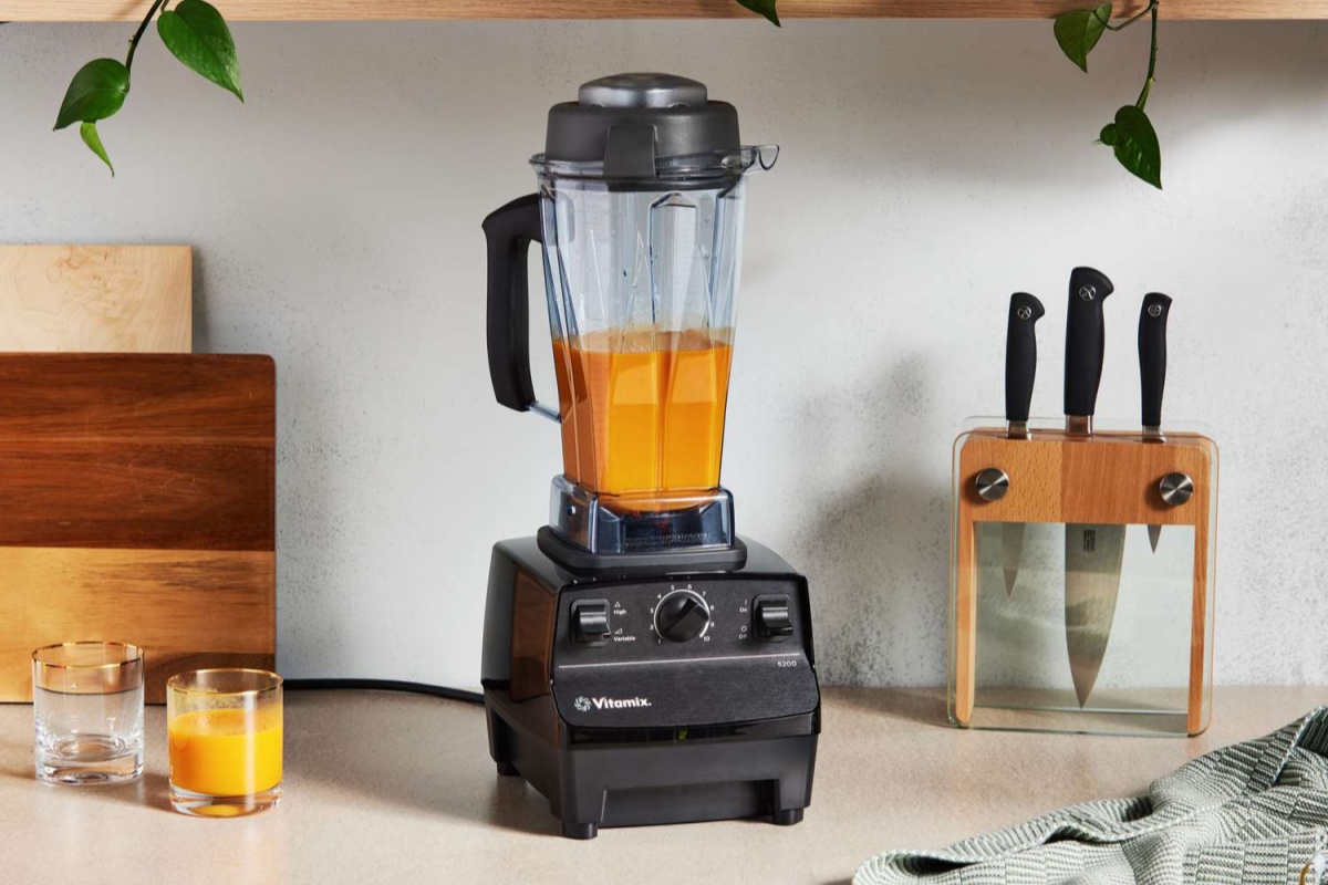 How to Choose and Use a Quiet Blender