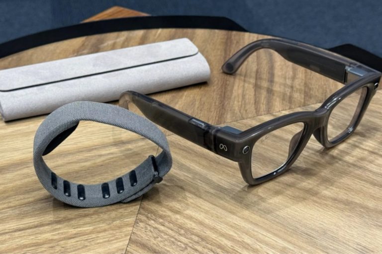 Why Foldable Portable Glasses Are a Must Have